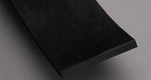 Back side view of MOR rubber conveyor belt with 1/2 inch thickness, black color, top and bottom rubber.