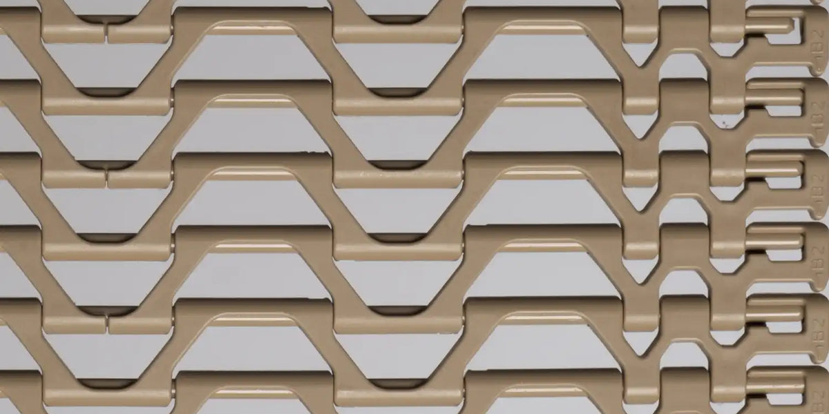 Intralox Series 1500 Flush Grid with Contained Edge — conveyor-belt.com