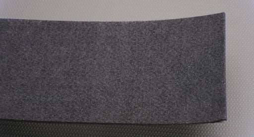 Front view of PENW conveyor belt showing non-woven fabric, 3.2mm thickness, black color, 1% elongation at 21 nm strength.
