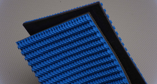 Front and back side view of the RBR conveyor belt with 7.1mm thickness, rough blue top and black fabric bottom, showing material specifications including 3 layers of woven fabric and 42nm strength.
